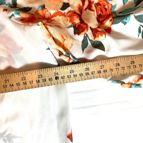 Accent Floral Print Women's Blouse Top Size 2X/3X  Casual, Lightweight,  Flowy - Picture 12 of 16